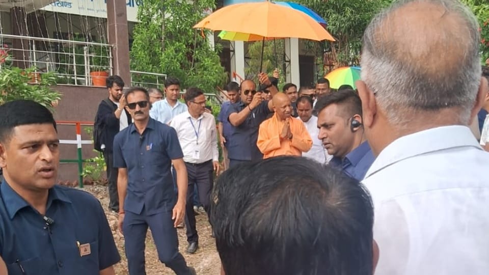 Uttarakhand: Yogi Adityanath Returns to Lucknow After Two-Day Visit to His Village