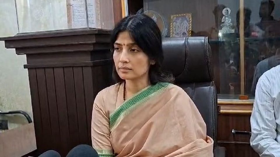 MP Dimple Yadav attack on BJP over victory in Bengal elections