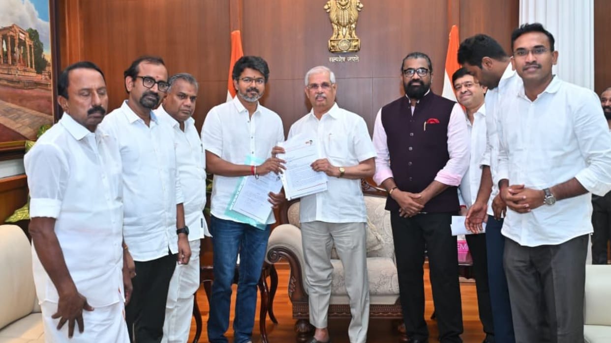 vck seek tamil nadu Deputy CM post for support to TVK Chief Vijay government formation cpi cpim majority