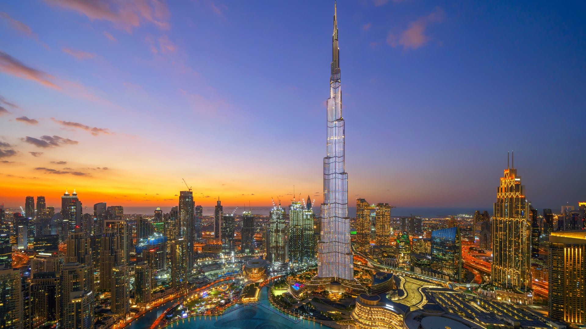 Facts about the world's tallest building Mohamed Ali Alabbar owner of burj khalifa dubai