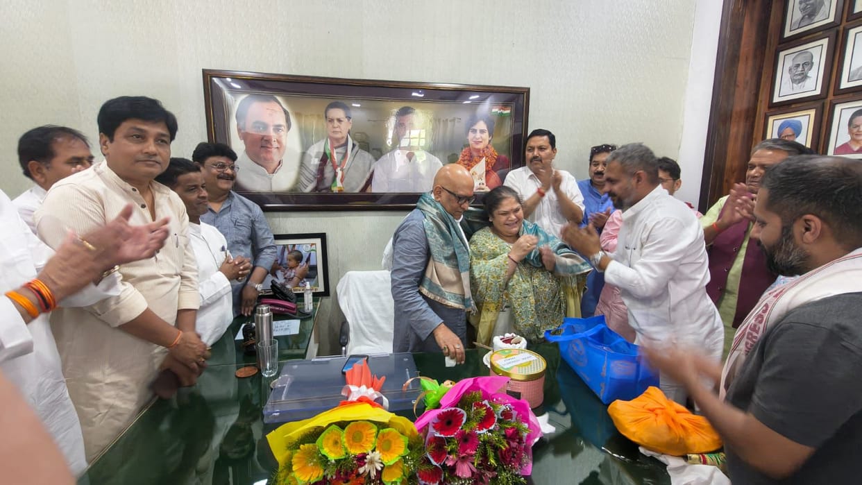 UP: state Congress chief Ajay Rai arrives at headquarters after hospital discharge