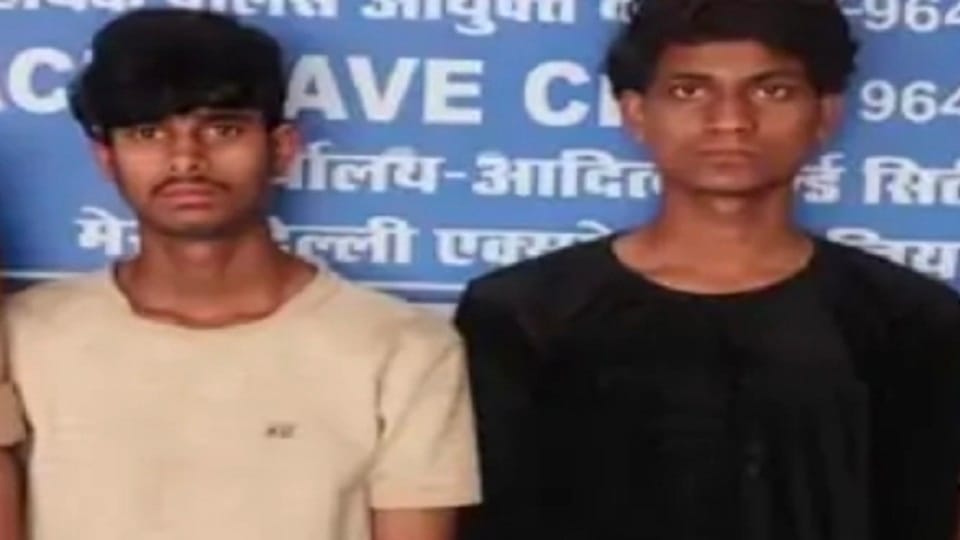 two youth murdered friend and hid dead body in factory In Ghaziabad