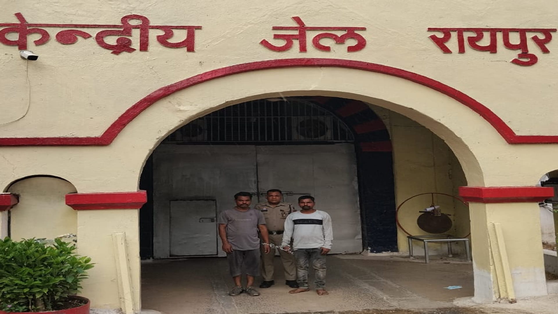 पुलिस के गिरफ्त में आरोपी
