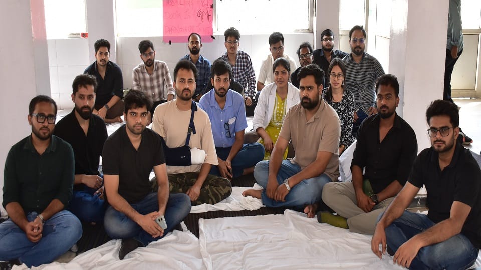 FAIMA supports striking doctors at JN Medical College