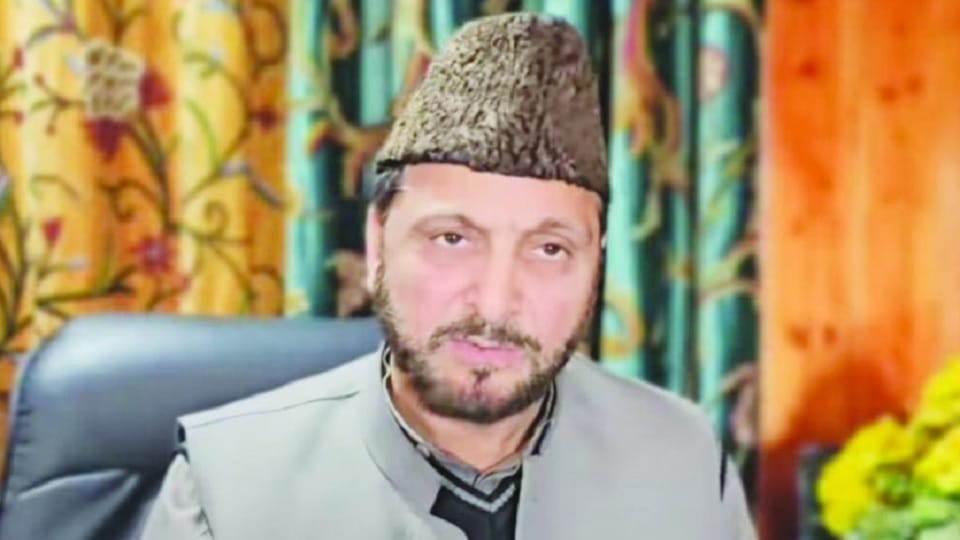 Mufti will not conduct funeral prayers for drug smugglers in the Valley