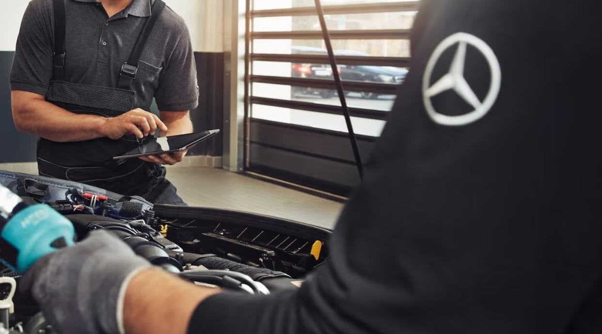 Mercedes-Benz Recalls 1.44 Lakh Vehicles Over Blank Display Issue