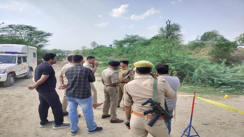 Mathura Robbery Case Family Members Hang Upside Down Two Criminals Gunned Down in Encounter