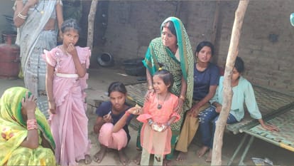 UP: Bike Collision in Amethi—Father and Relative Die Just Before Daughter's Wedding; Sobbing Replaces the Soun