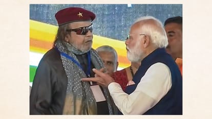 Bengal CM Oath Ceremony Photos: Narendra Modi Greets Workers with Dandavat, Hugs Suvendu Adhikari