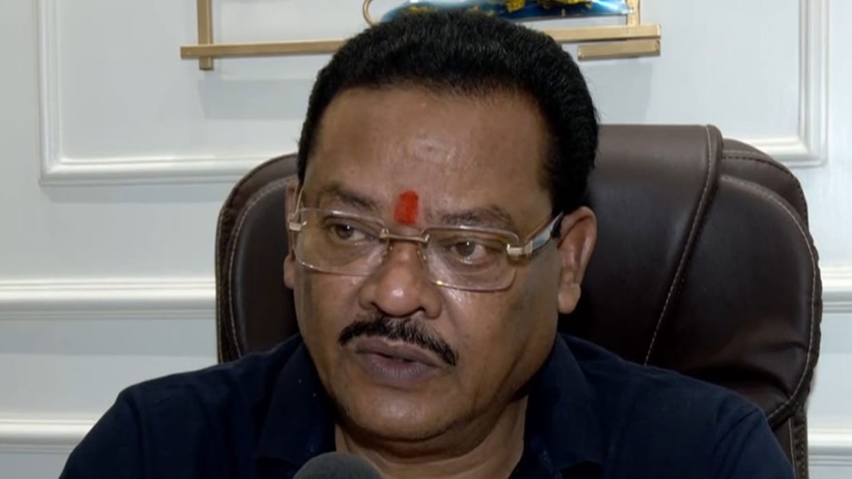 TCS case: Sena minister accuses AIMIM corporator of 'double standards'