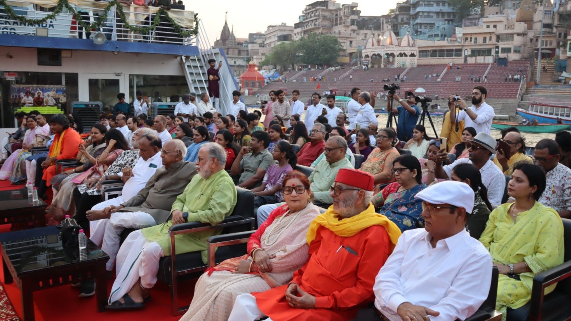Girija Devi Vishwamohan Bhatt Vishwaranjini Varanasi Ghats Malini avashti Pays Homage Appaji