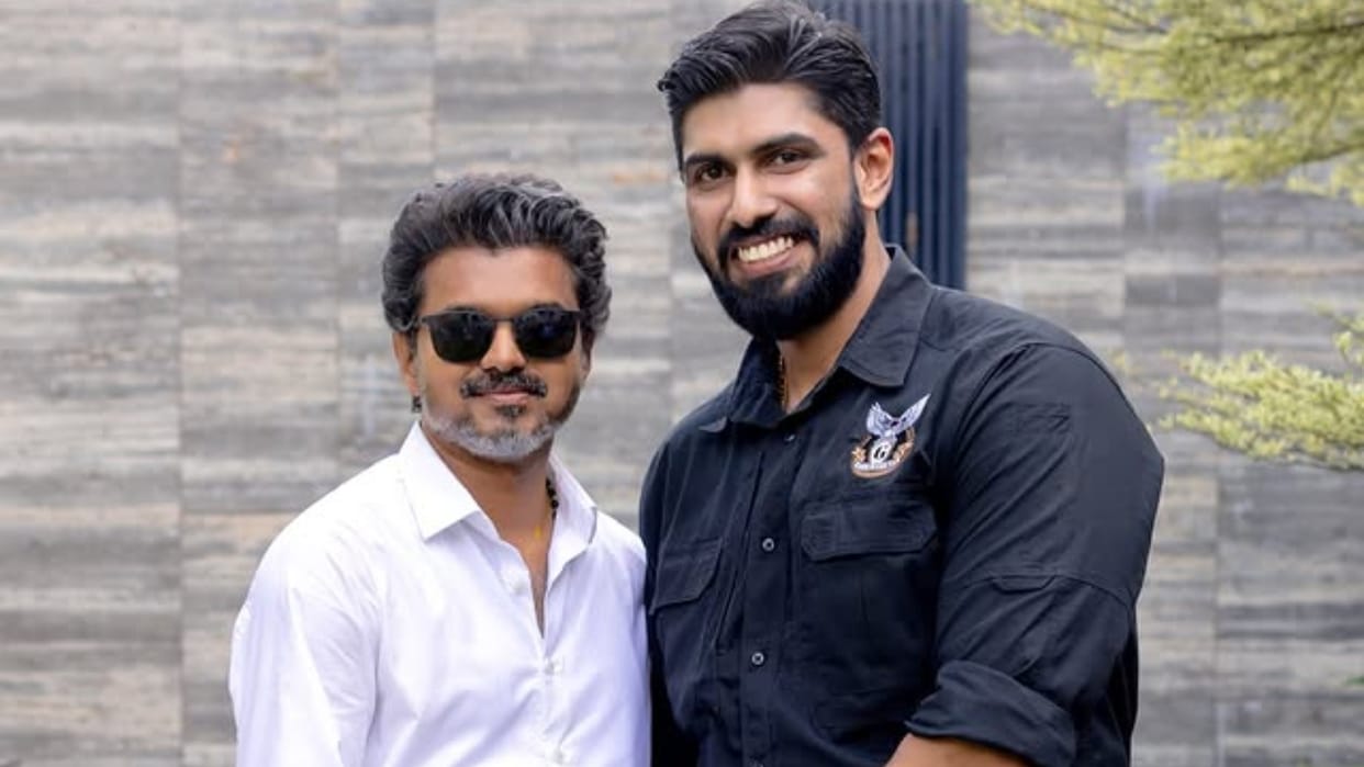 Vijay Thalapathy Bodyguard Cryptic Post Amid Tamilnadu Political Situation Hint  Actor Soon Become CM Vijay Th