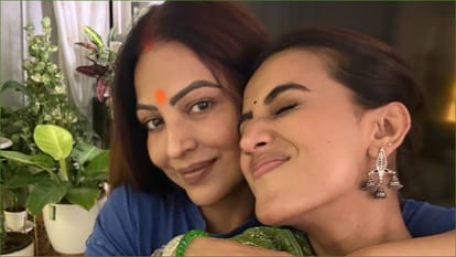 Akshara singh To Rani Chatterjee Pawan Singh Khesari Lal Yadav Extends Wishes To Theirs Mom On Mothers Day