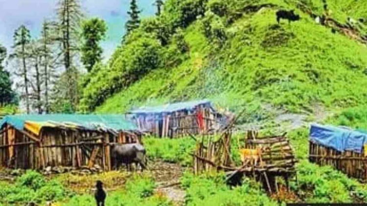 Uttarakhand: ट्रैकिंग रूट पर पहाड़ की छानियां अब बनेंगी इको‑हट्स, पर्यटन और वन विभाग ने बनाई योजना