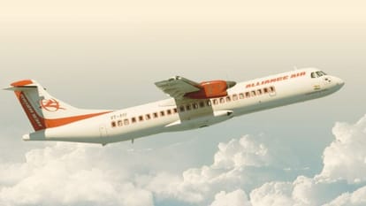 UP: 80-Year-Old Suffers Heart Attack on Bengaluru-Delhi Flight; Emergency Landing in Lucknow