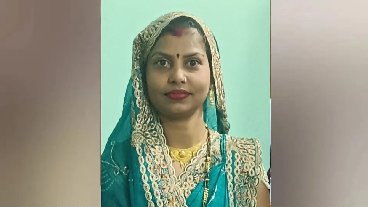 Brutal Crime in Gorakhpur: Woman Killed Before Her Child's Eyes news in hindi