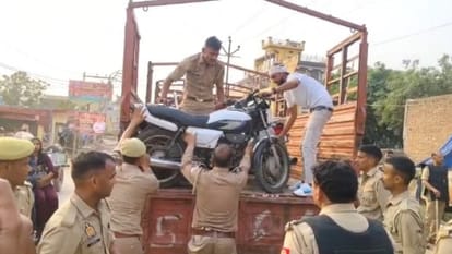 Hapur Violence Unrest during religious procession in Hapur heavy stone-pelting ensues See photos