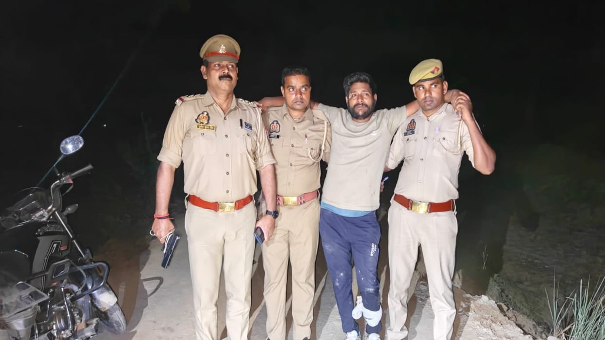 Cattle thief carrying a reward of 25,000 rupees arrested in encounter, inspector narrowly escapes