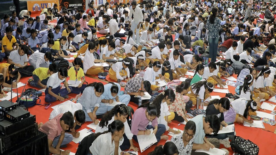 Children Showcase Their Talent in the Meri Maa Drawing Competition Organized by Amar Ujala