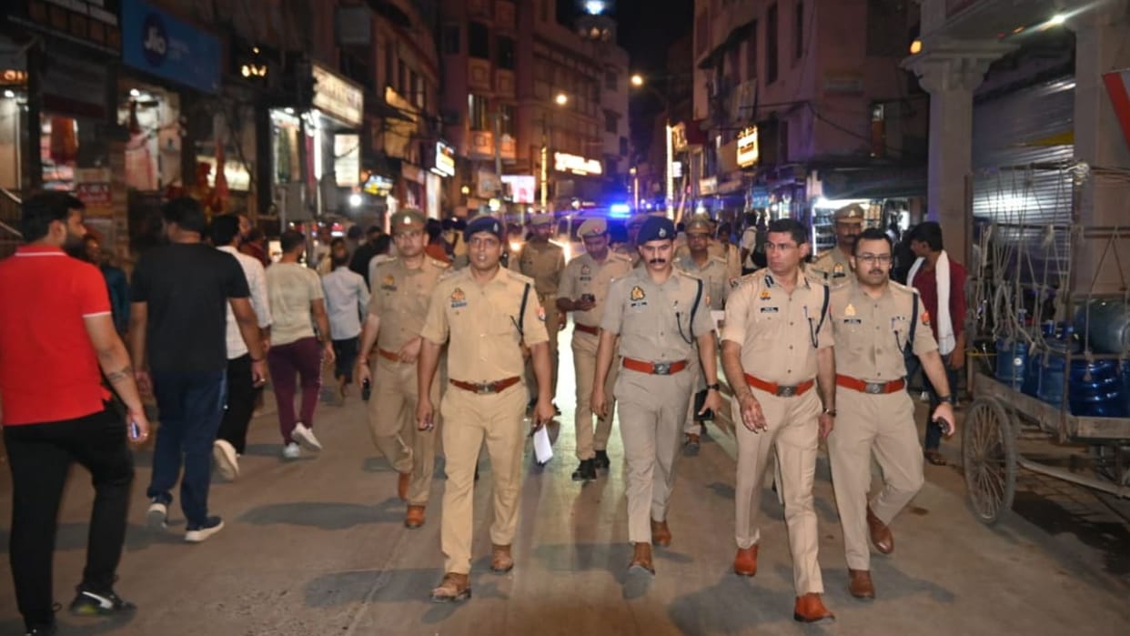 Officials directed to provide an alternative route in event of overcrowding at Kashi Vishwanath Temple
