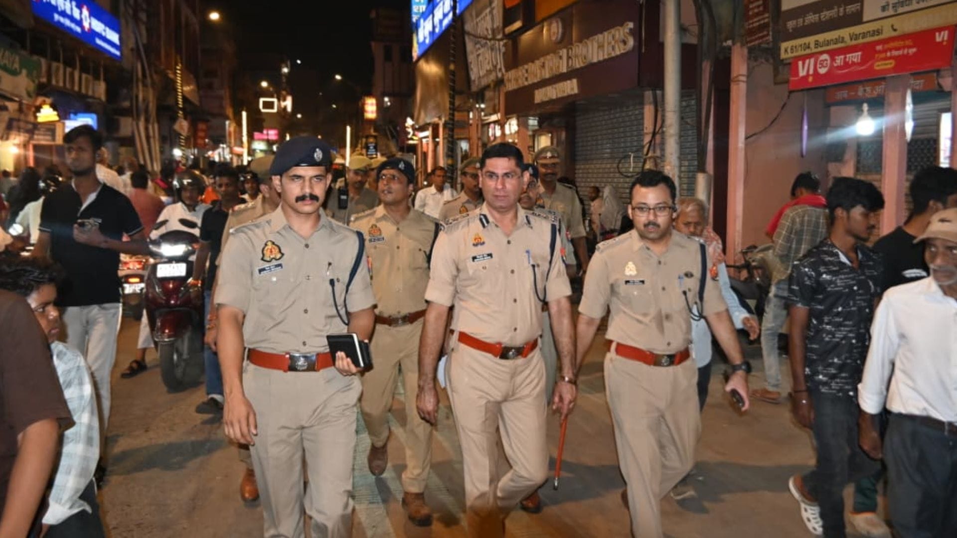 Officials directed to provide an alternative route in event of overcrowding at Kashi Vishwanath Temple