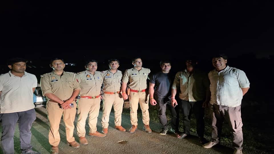 पुलिस ने मुठभेड़ में गिरफ्तार किए आरोपी।