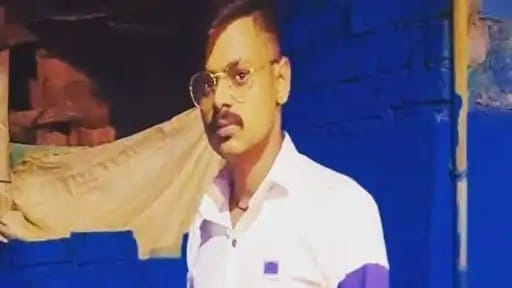 Indore News youth dies after road accident near Holkar College