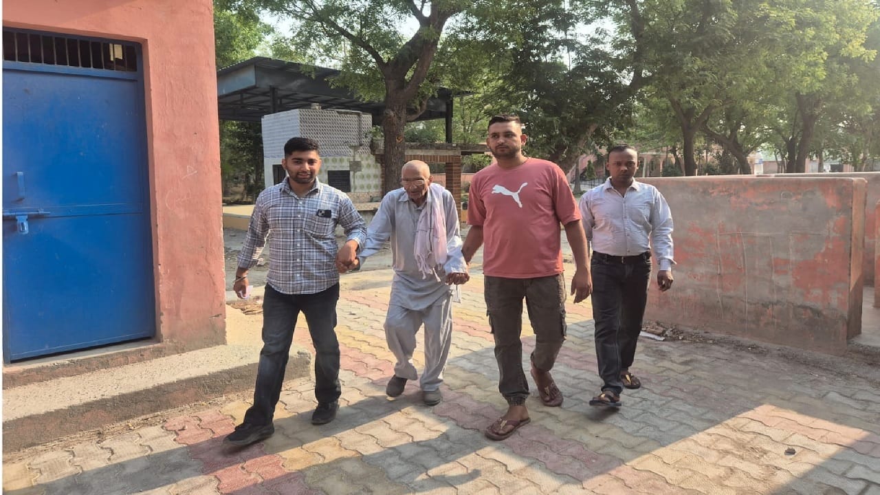 Battle for Haryana Civic Elections Race to Elect City Government see Most Striking Images from Polling