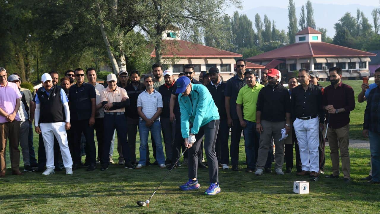 Govt will use three golf courses in valley to promote tourism