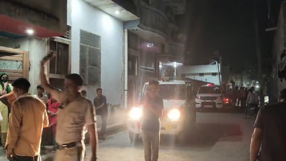 Rohtak: Bike-riding youths shot a mobile vendor in Kalanaur