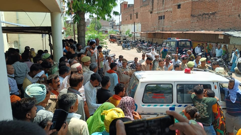 Banda murder case Elder Son Shoots Mother and Brother in Banda Over Property  Up Crime News