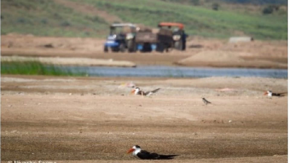 Supreme Court Panel Recommends Strict Action Against Illegal Mining in Chambal