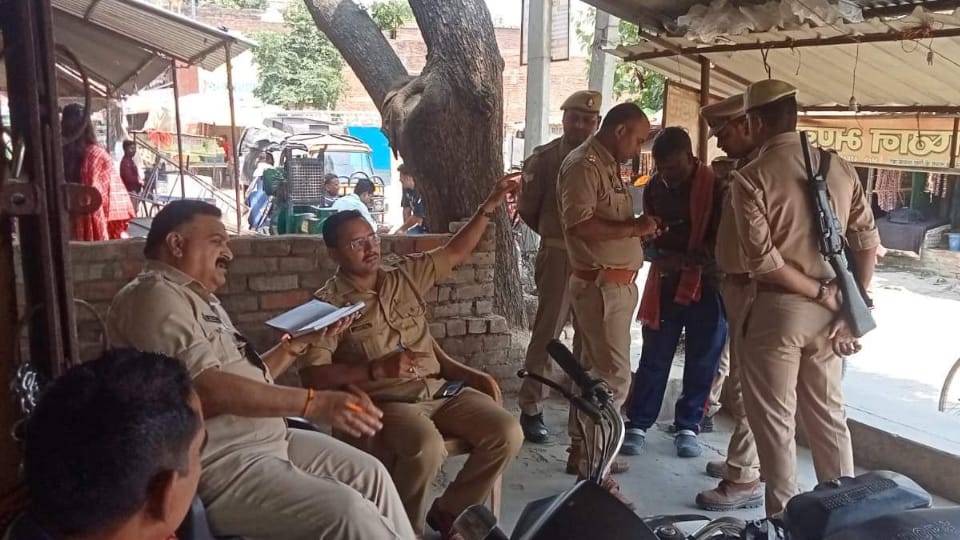 Chandauli Murder case Mangru was returning home after finding the fishing work in Chennai unappealing