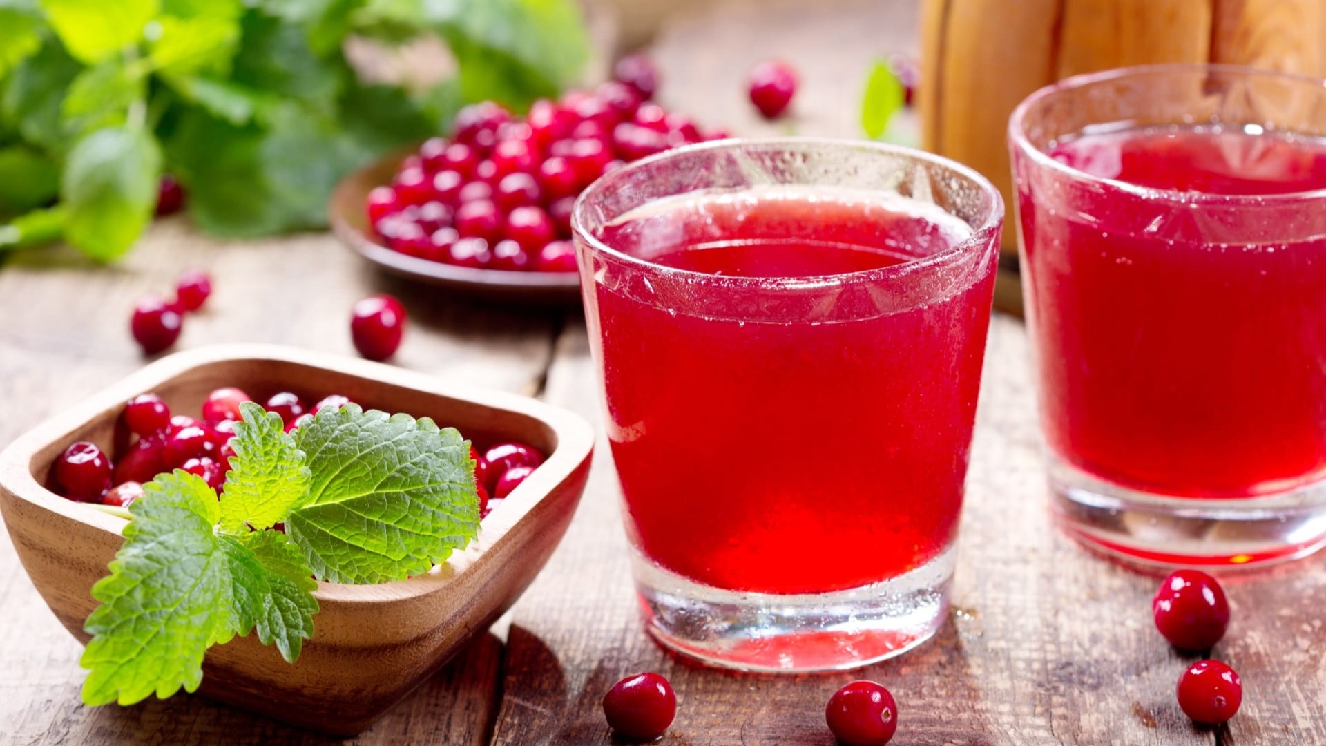 benefits of drinking cranberry juice everyday for women cranberry juice peene ke fayde disprj