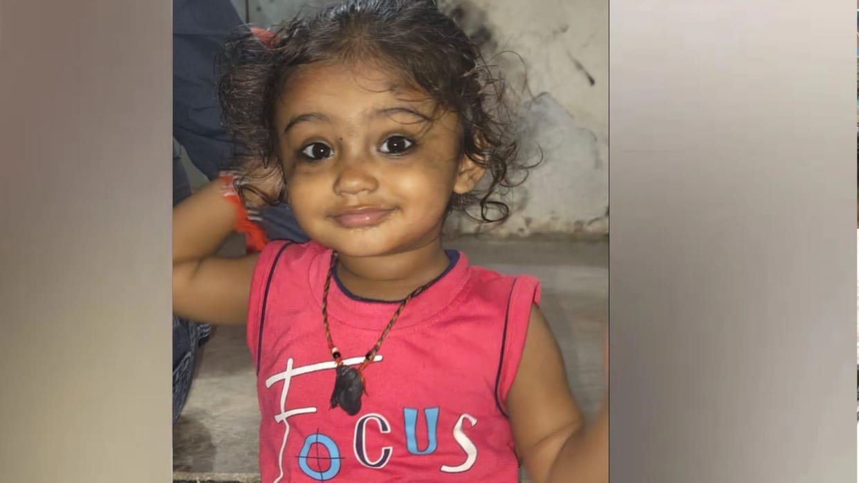 An innocent girl died after falling into boiling syrup in Bansgaon, Gorakhpur.