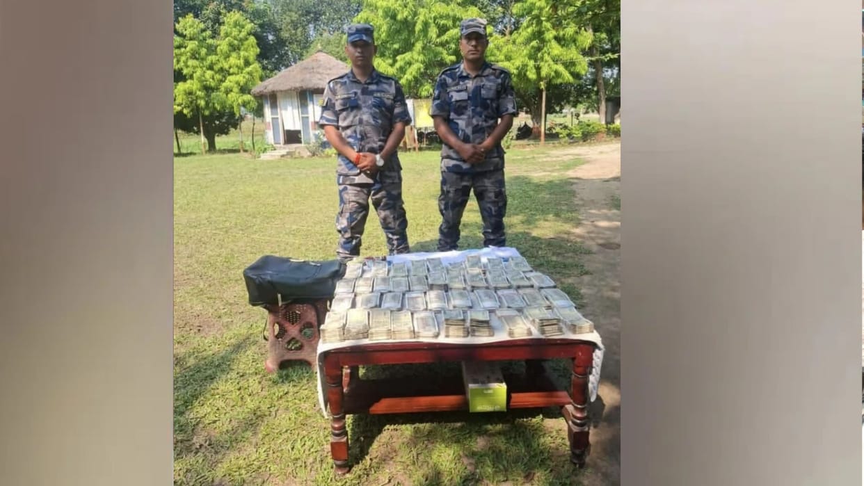 Hawala racket suspected in Nepal, APF seizes Rs 20 lakh - smuggler absconding