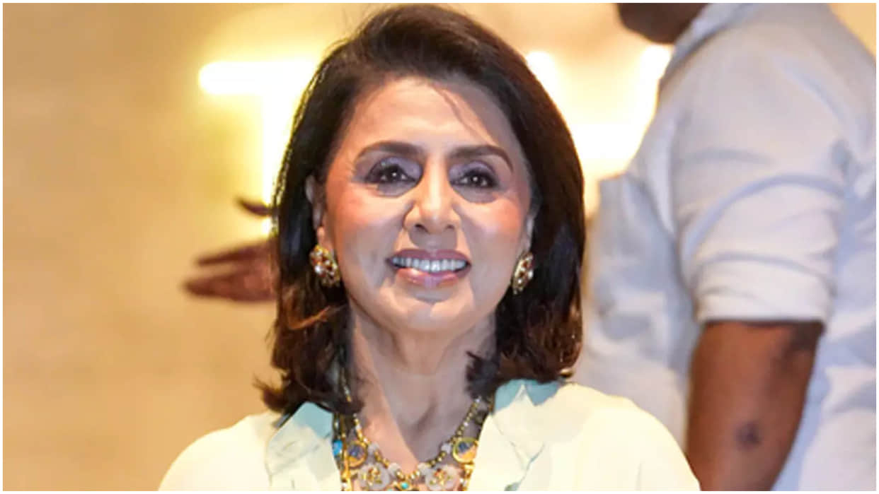 Neetu Kapoor Recall Filming Jug Jugg Jeeyo After Hubby Rishi Kapoor Death Say I Would Shiver Before Every Shot