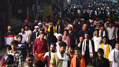 Varanasi News Today Female Devotee Bites Police Officer FIR Filed Over Pressure to Convert Religion
