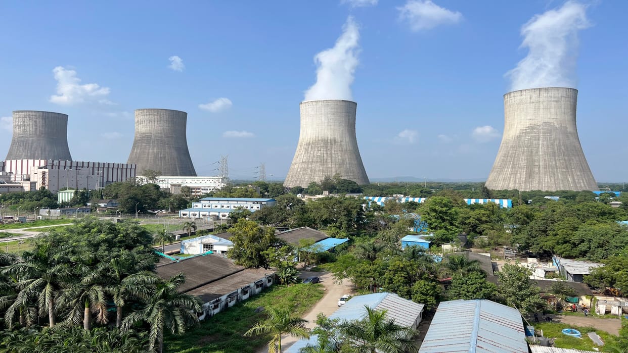 India agrees to cut nuclear buffer zones to 500m for small reactors, 700m for large reactors