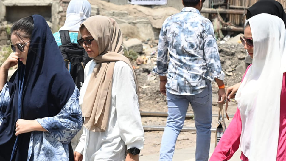 Weather Update: Western Disturbance Stalls; Temperatures to Rise, Heatwave Expected