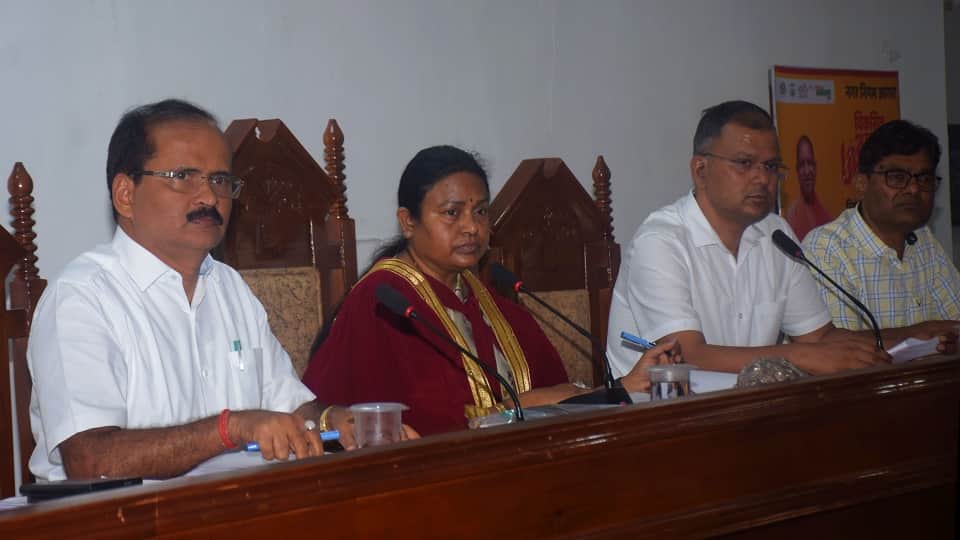 Uproar at Municipal Corporation over drain cleaning