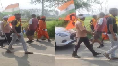 Narendra pulling car with his teeth is on his way to meet Sant Premanand