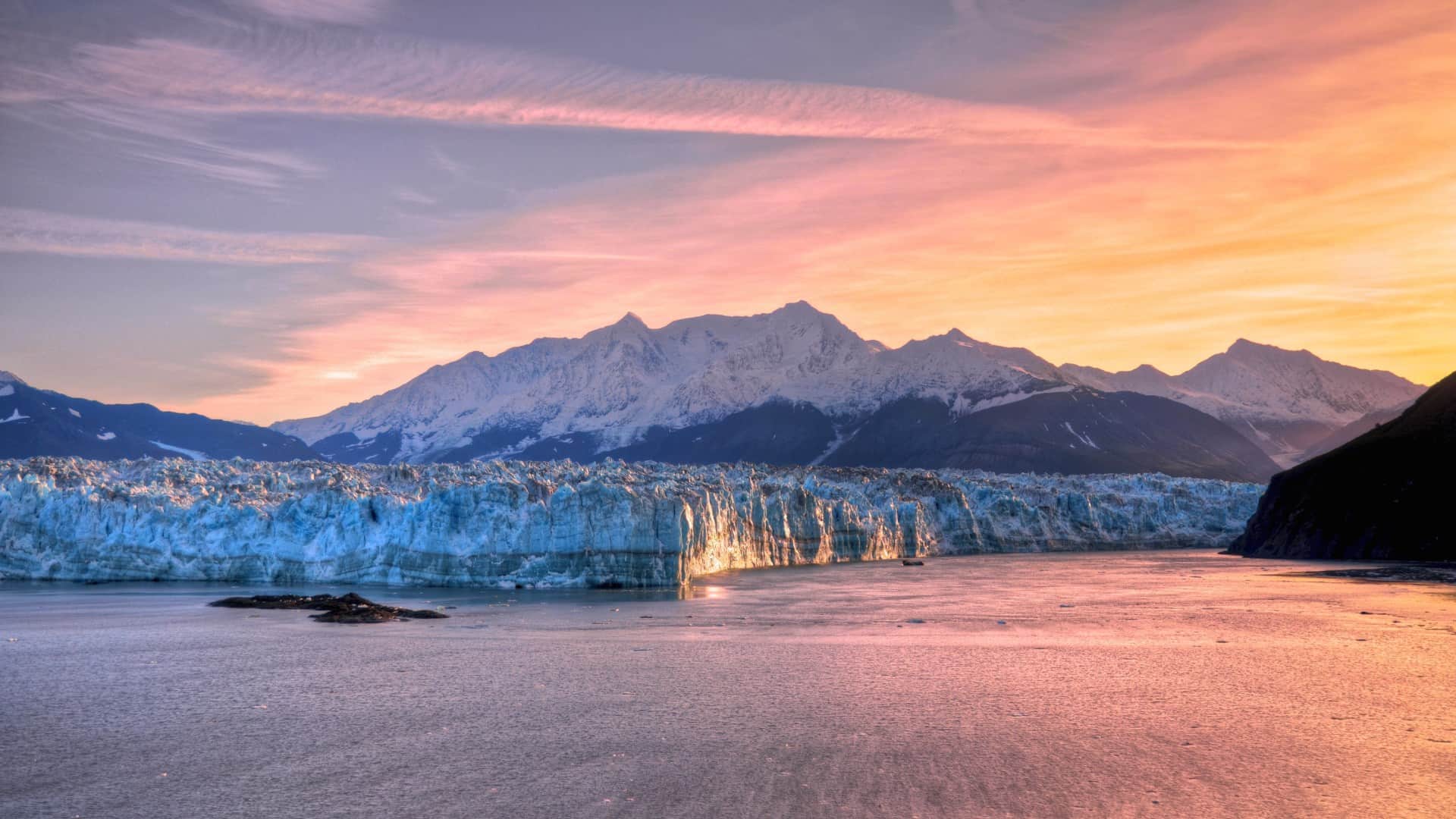 City where sun does not set midnight sun alaska story tourist attraction no darkness
