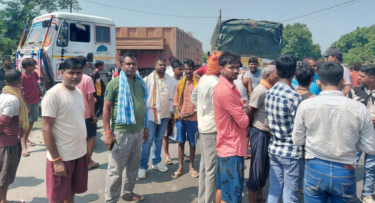 Bihar Speeding car crushes student returning from coaching, outrage erupts after tragic death on NH-722