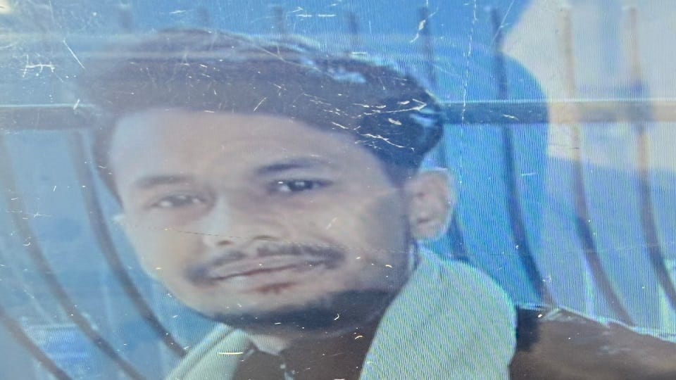 Agra Mother Breaks Down After Brutal Murder of Youth