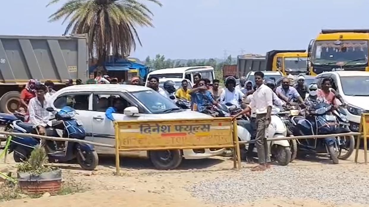 Serious crisis of petrol and diesel in Kondagaon long queues of vehicles