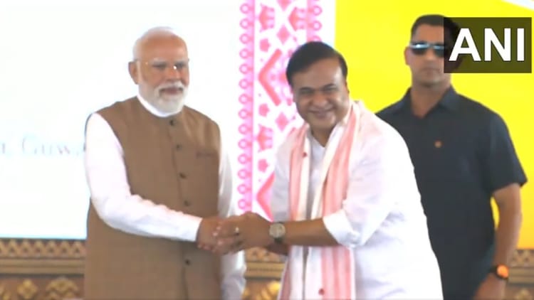 हिमंत बिस्व सरमा लगातार दूसरी बार बने असम के सीएम; चार नवनिर्वाचित विधायक मंत्री बने