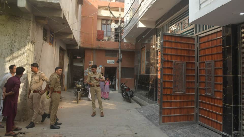 Robbery at Businessman Home in Moradabad Secret Lies Hidden Within Vicinity of House Police Uncover Clues