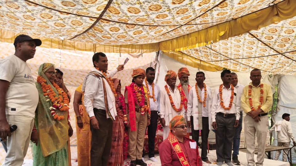 Farmer’s Daughter Receives Grand Welcome in Village After Completing Police Training