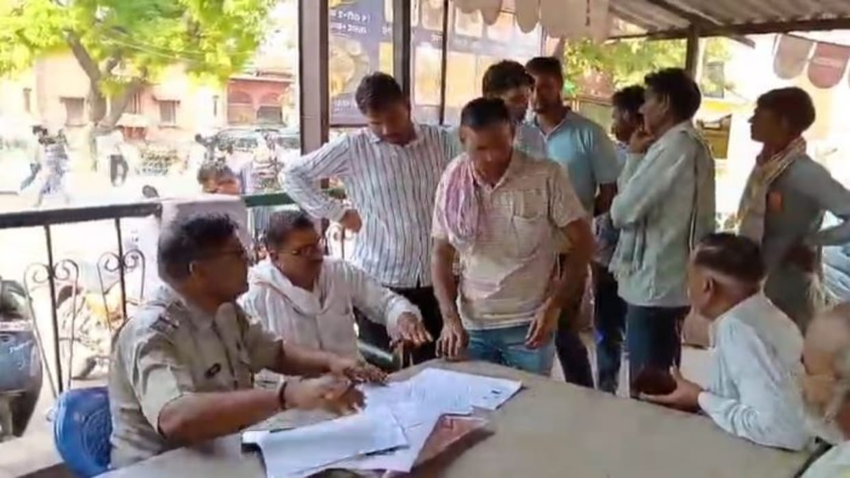 Alwar News: Brother-in-Law Duo Killed After Speeding Truck Hits Bike While Returning from Work
